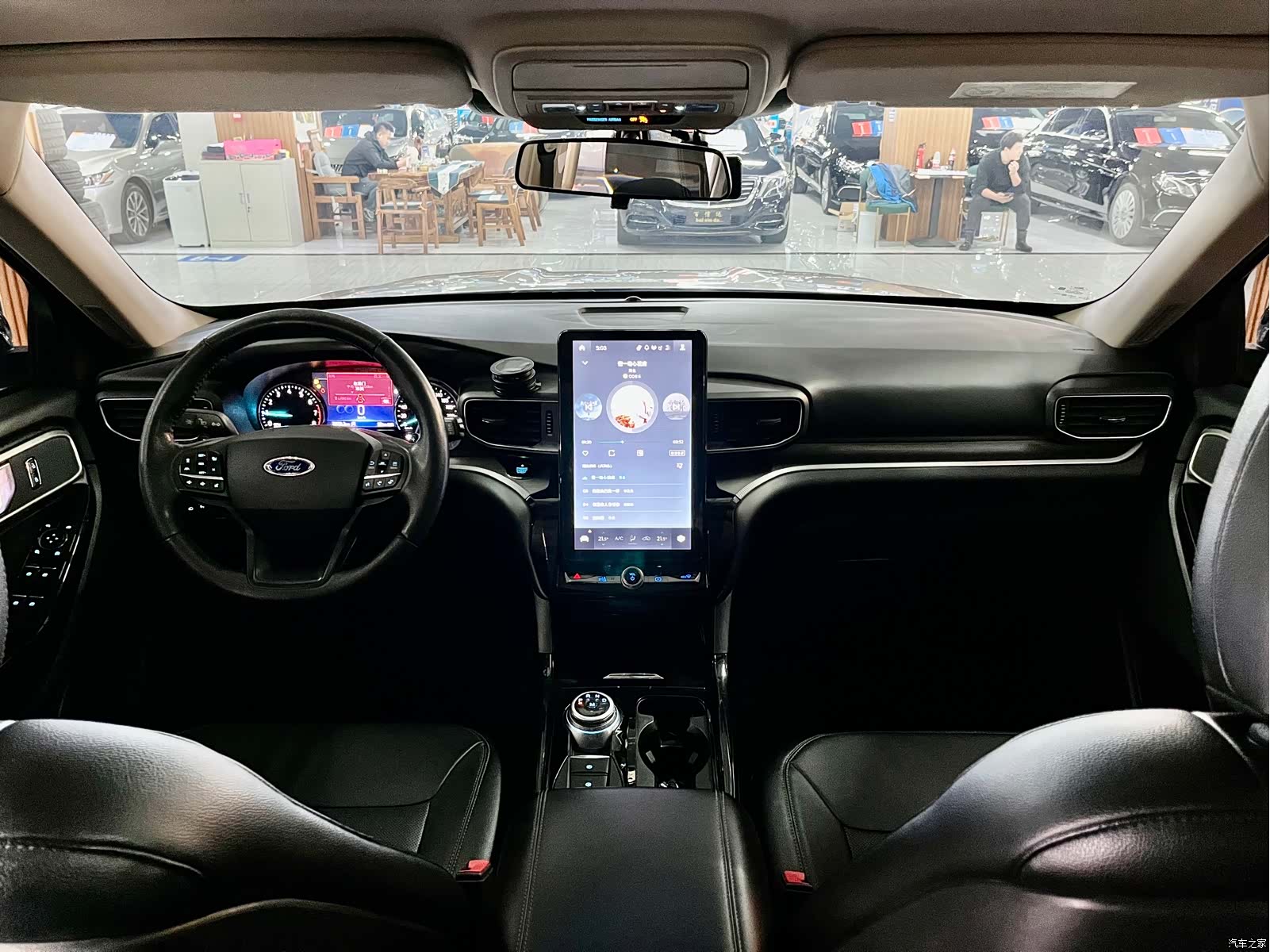 Ford Explorer, 2021 13