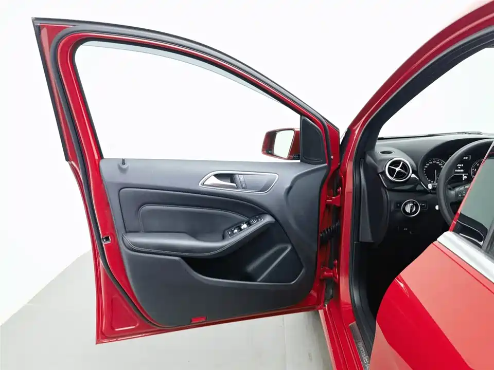 Mercedes-Benz Class B