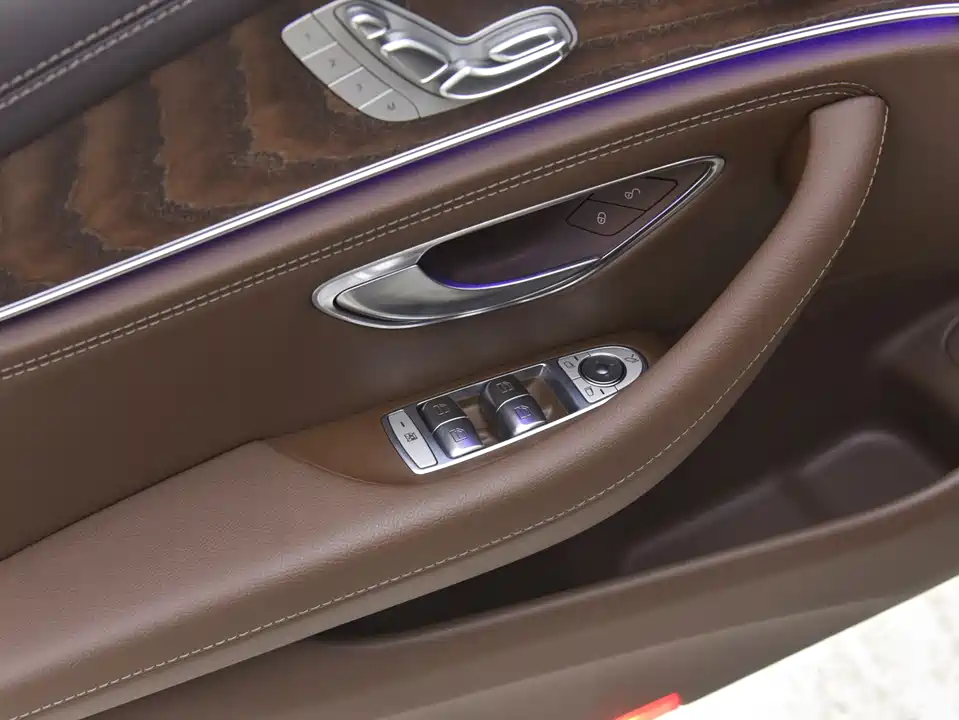 Mercedes-Benz E-class Mercedes-Benz E-class