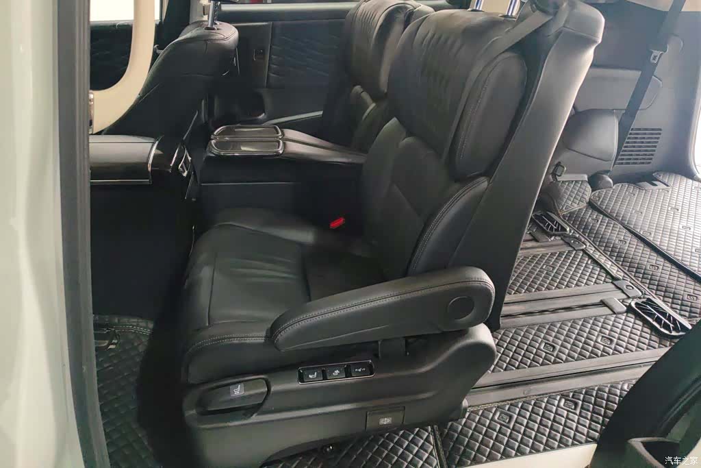 Honda Elysion, 2023 11