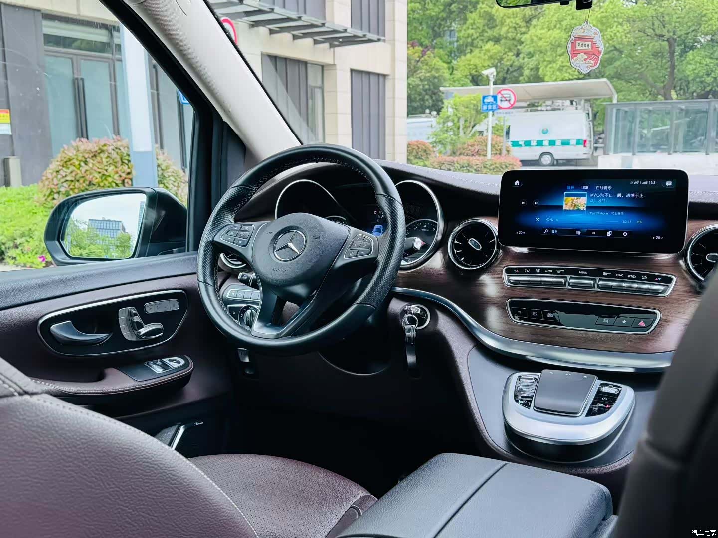 Mercedes-Benz V-Class, 2021 все фото