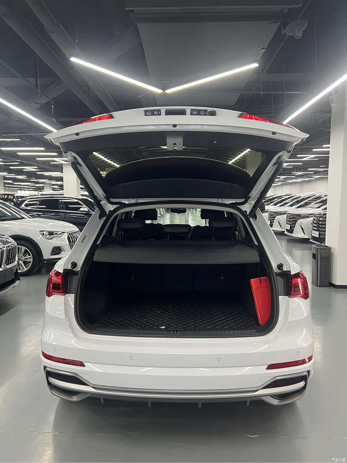 Audi Q3, 2023 19