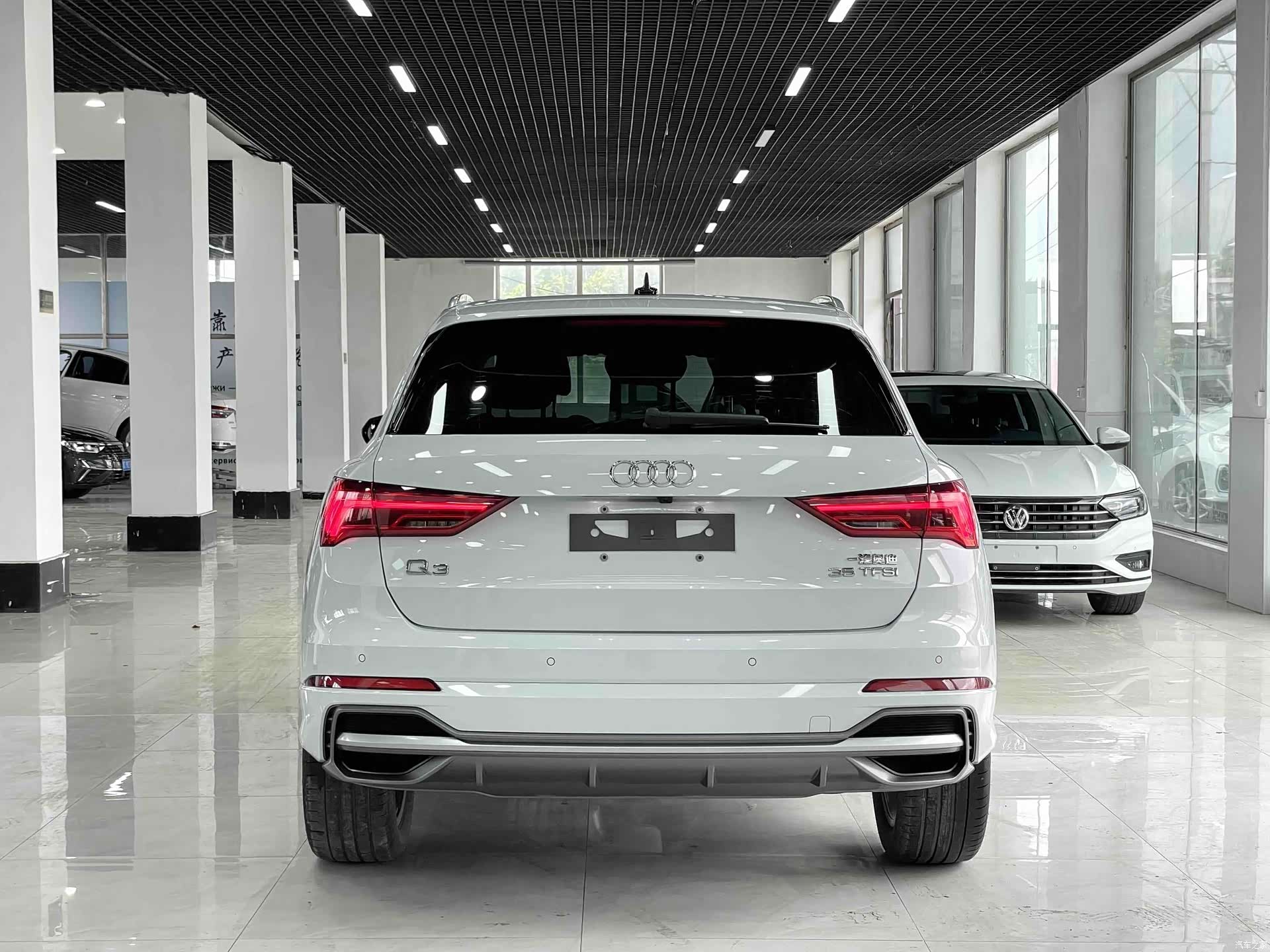 Audi Q3, 2022 все фото