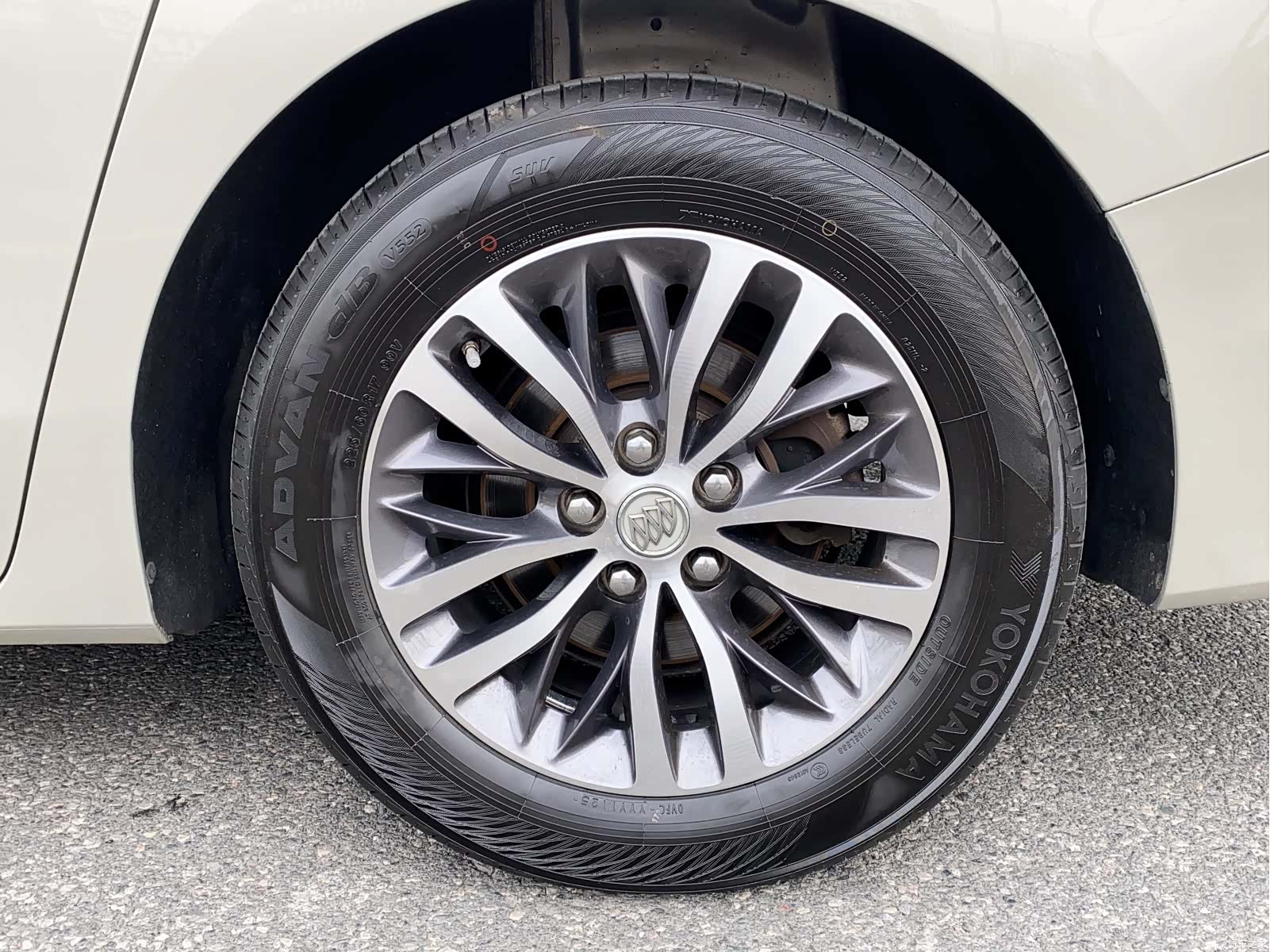 Buick GL8, 2018 23