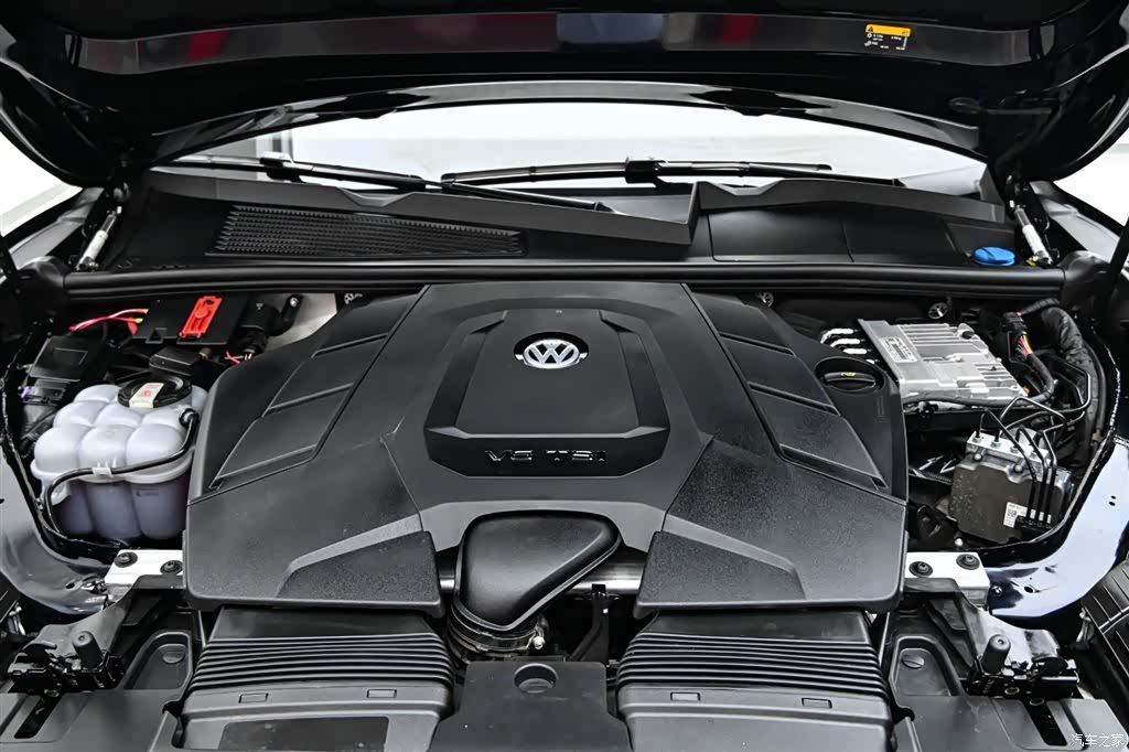Volkswagen Touareg, 2021 36