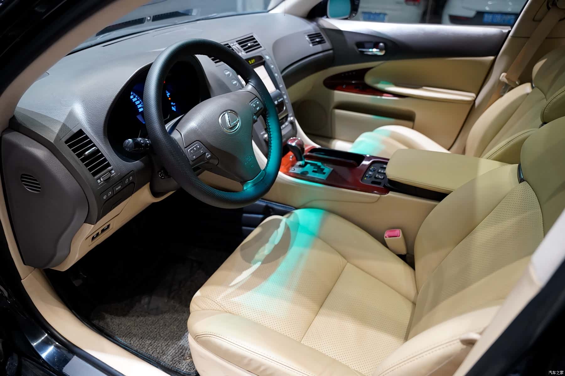 Lexus GS, 2011 7