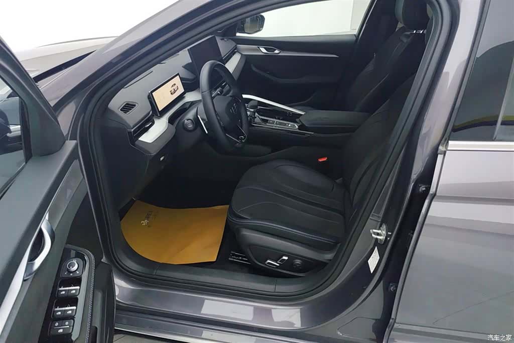 Geely Preface, 2024 9