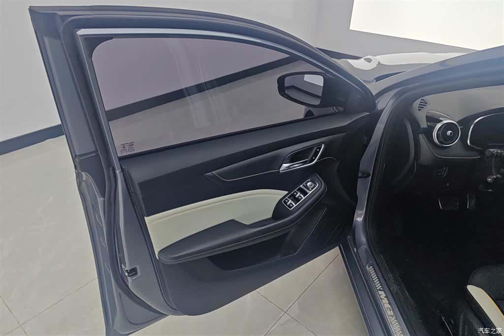 MG MG6, 2021 7