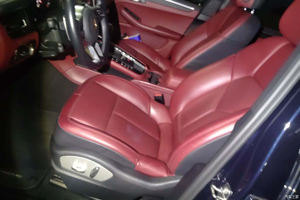Porsche Macan, 2022 8