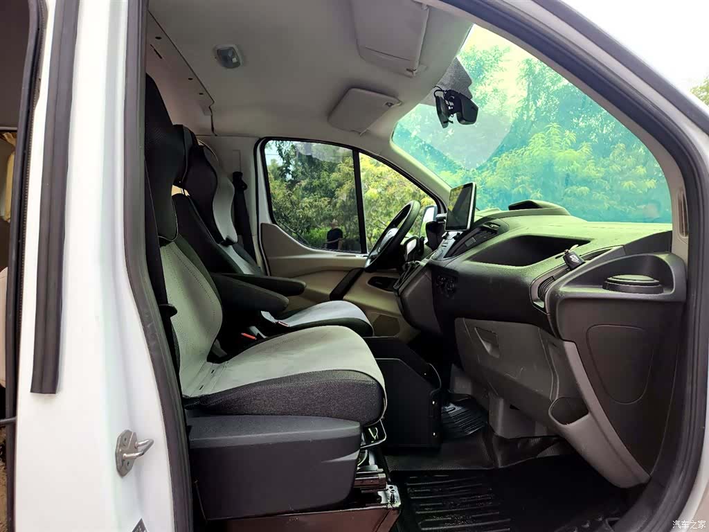 Ford 2.0TV, 2018 17