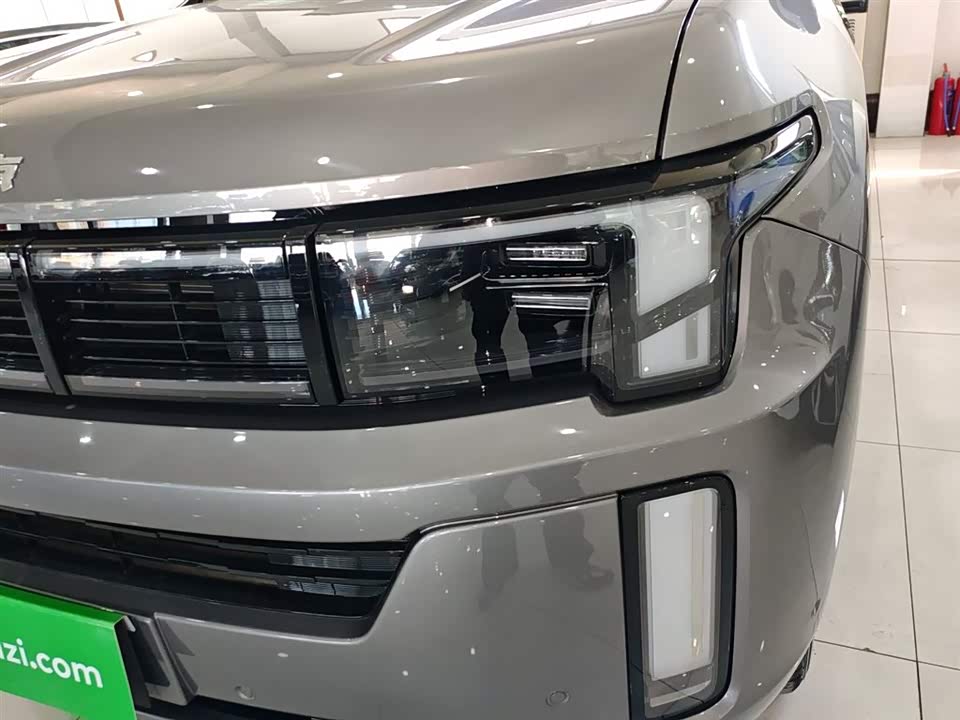 Beijing BJ60 Thunder