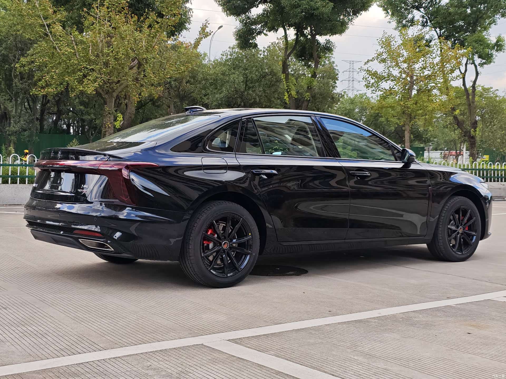 Hongqi H5, 2024 11