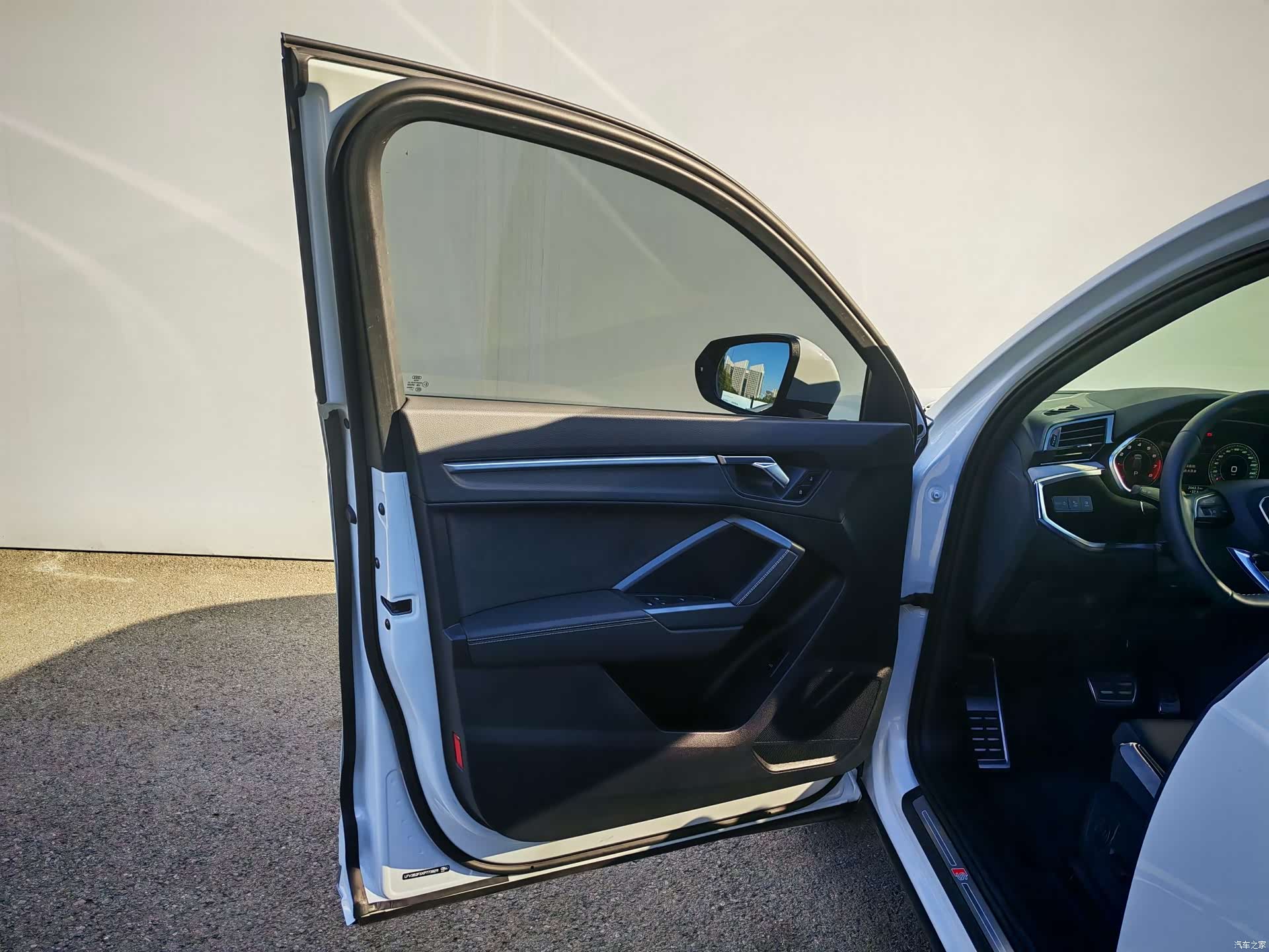 Audi Q3, 2024 13
