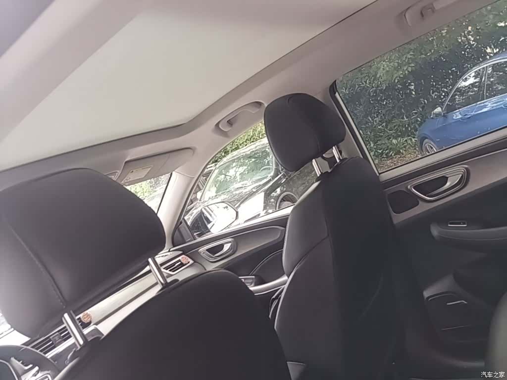 Roewe RX5, 2021 18