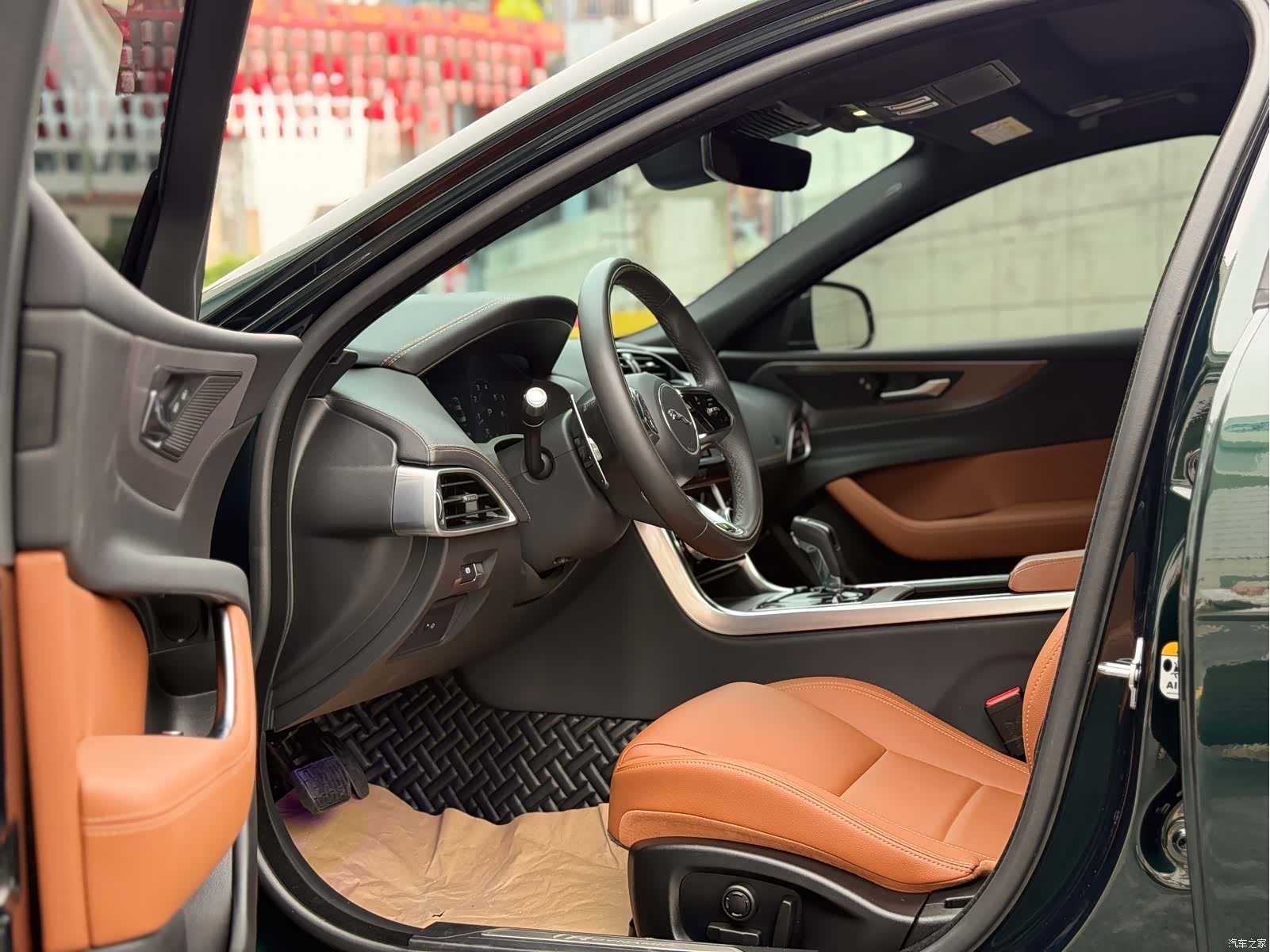 Land Rover XEL, 2023 4