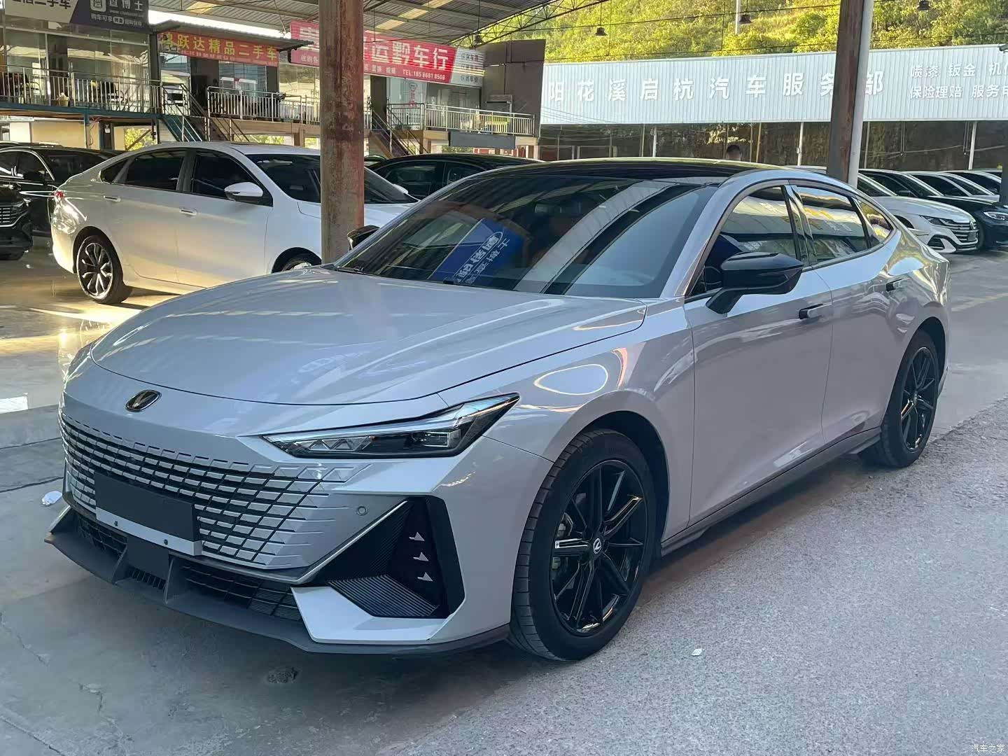 Changan UNI-V, 2022 1
