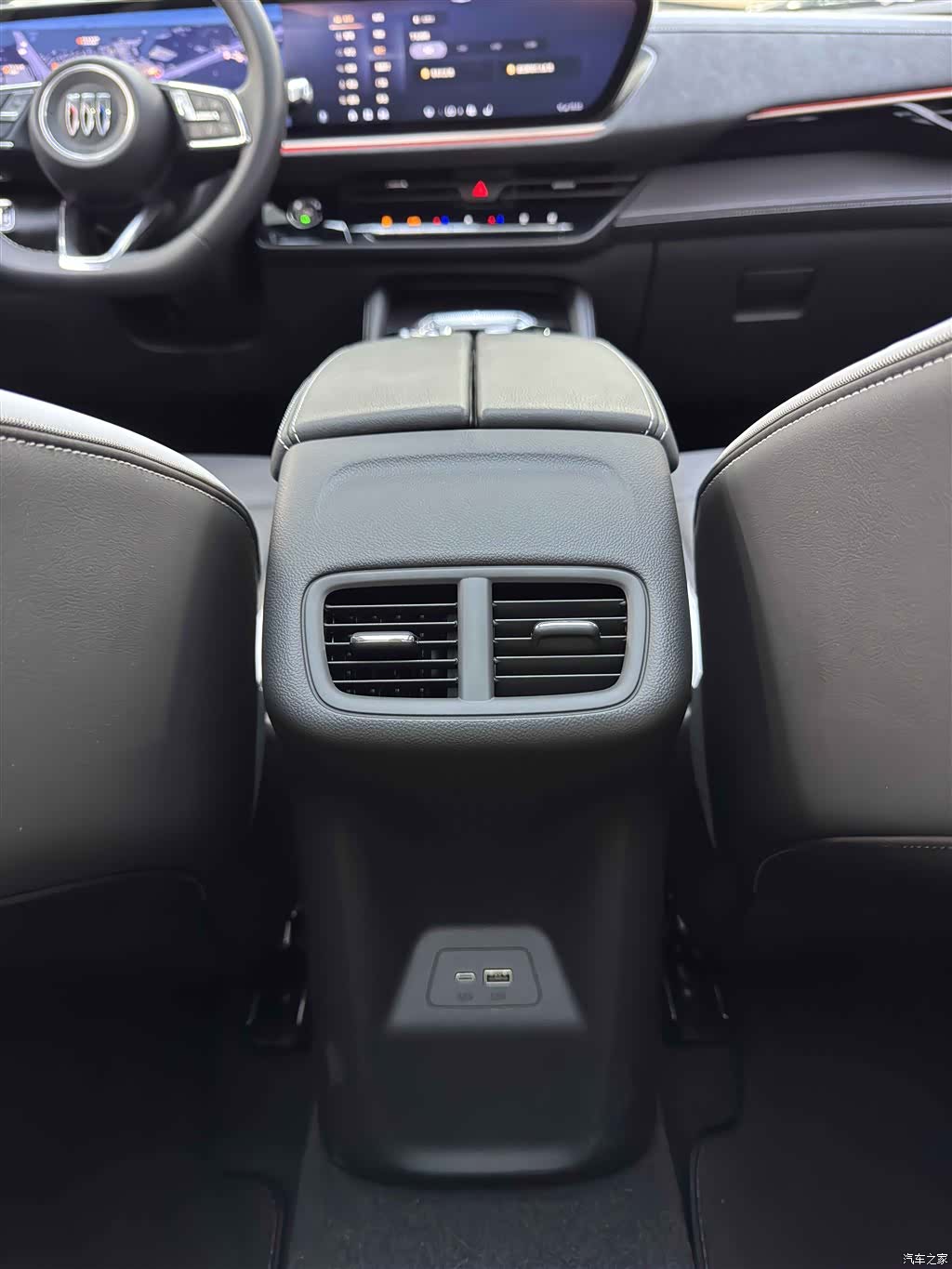 Buick Envision, 2025 9