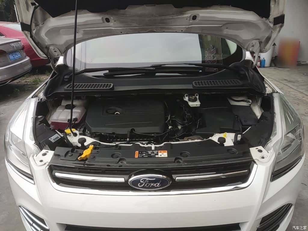Ford Kuga, 2015 20