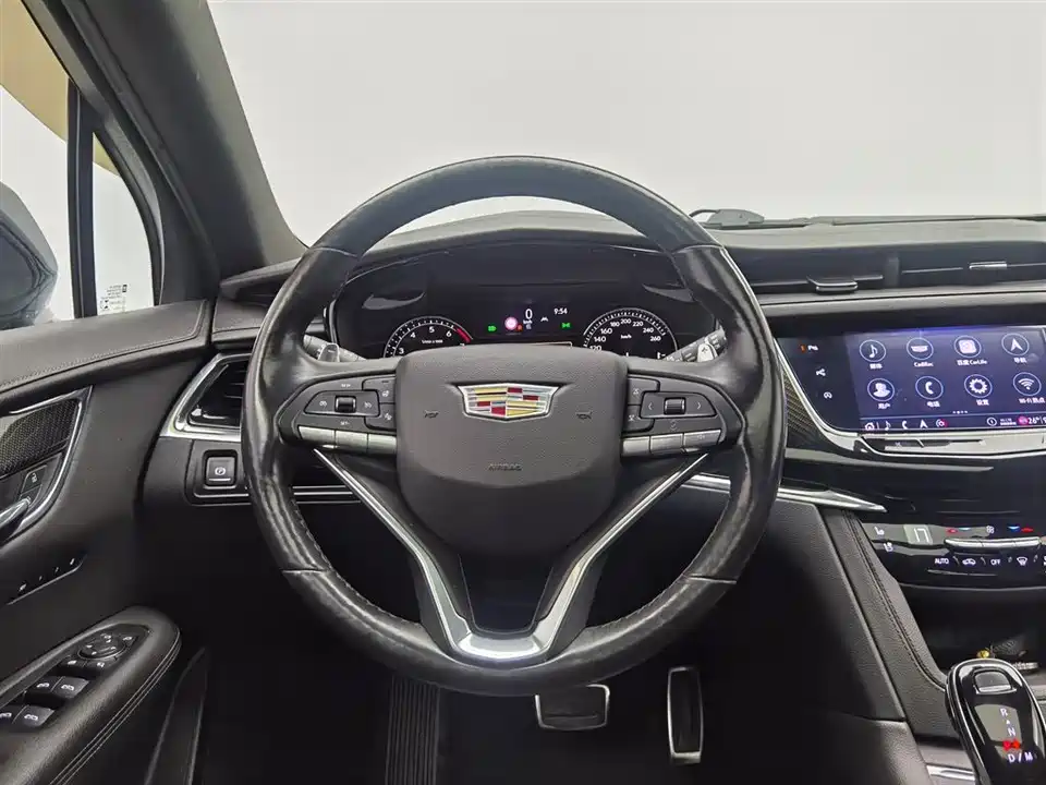 Cadillac XT6