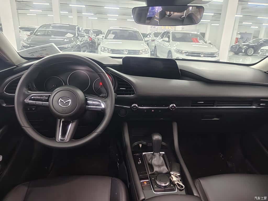 Mazda Mazda3, 2022 16
