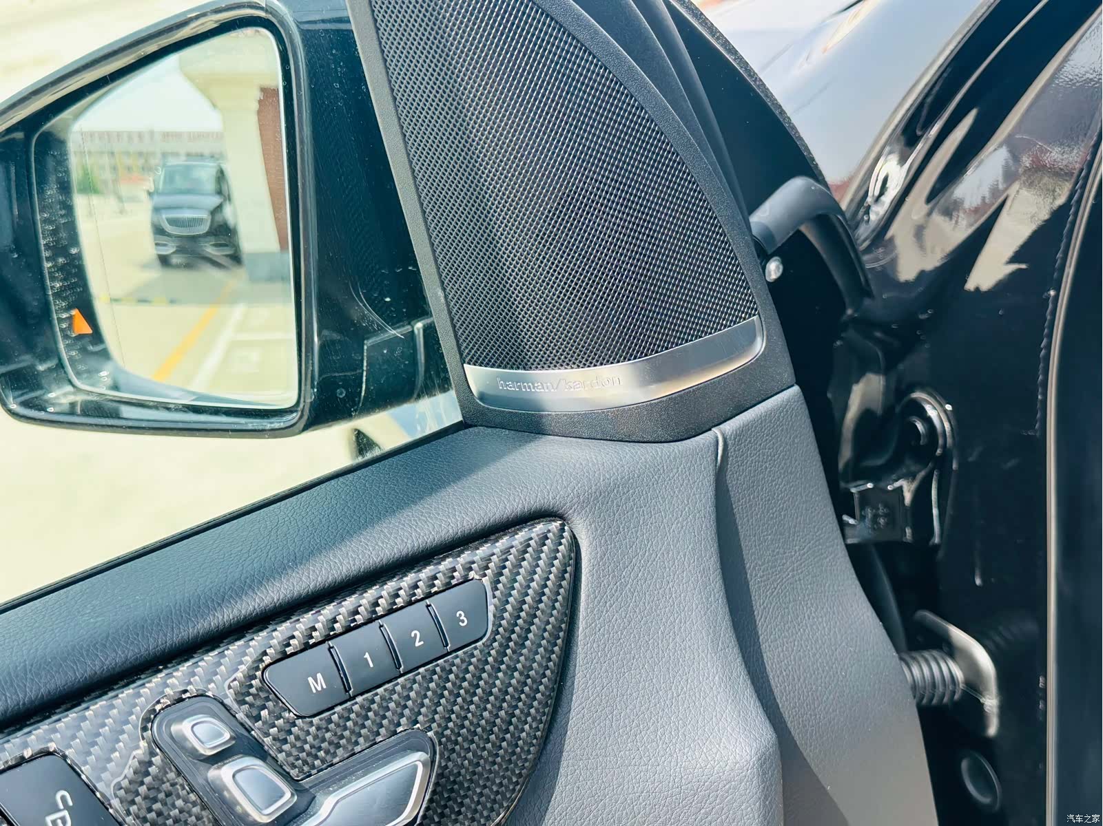 Mercedes-Benz GLS, 2016 15
