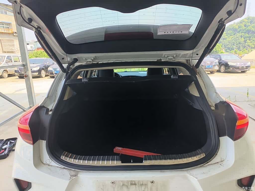 Geely Emgrand, 2019 19