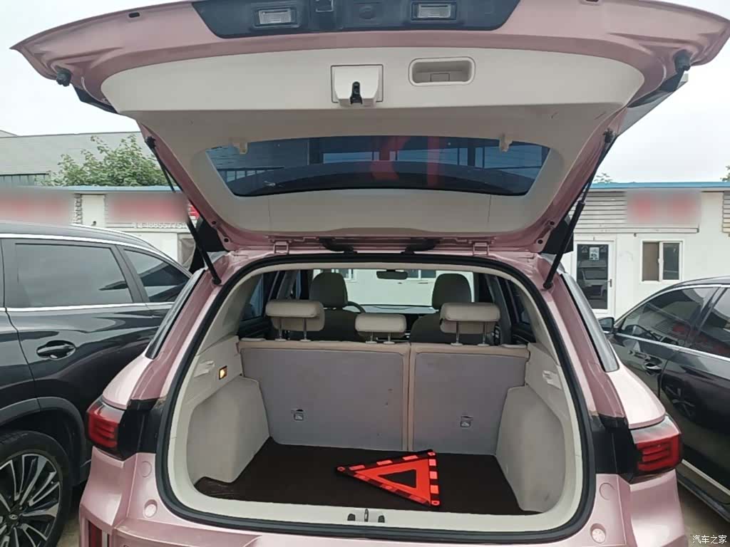 Geely Icon, 2023 19