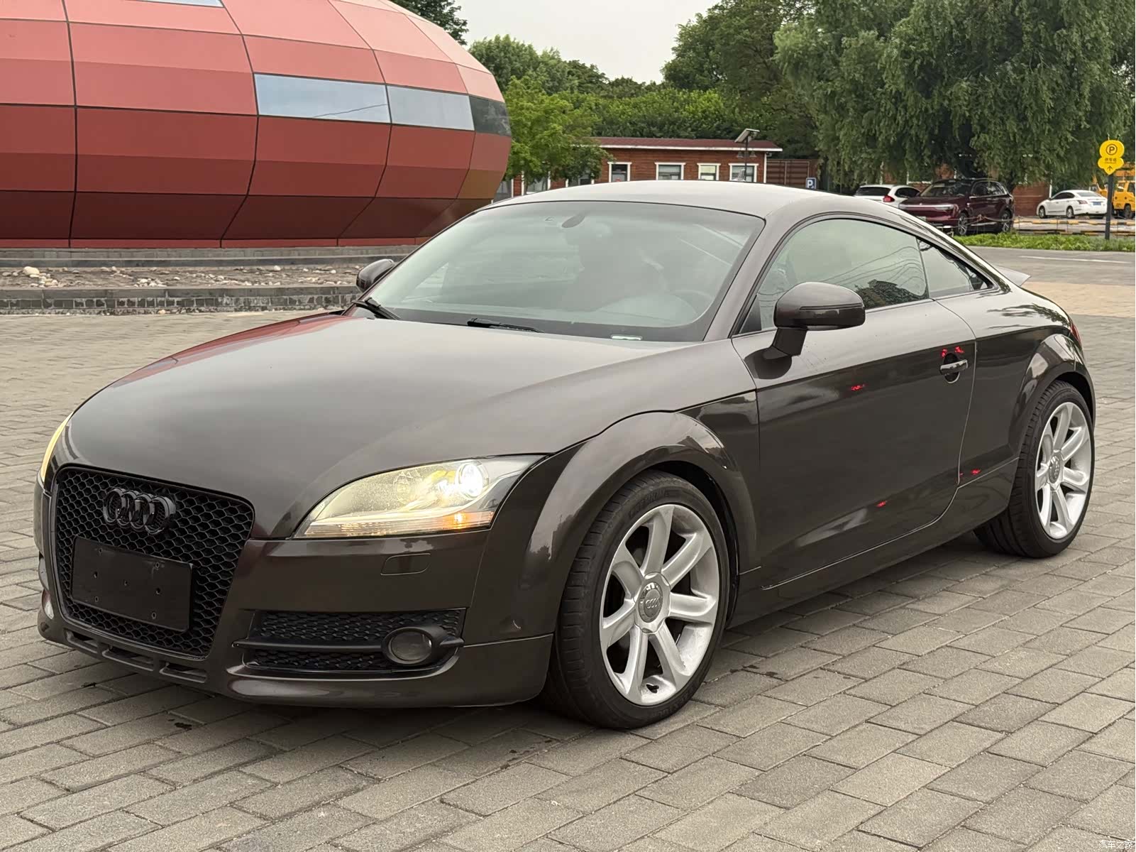 Audi TT, 2009 1