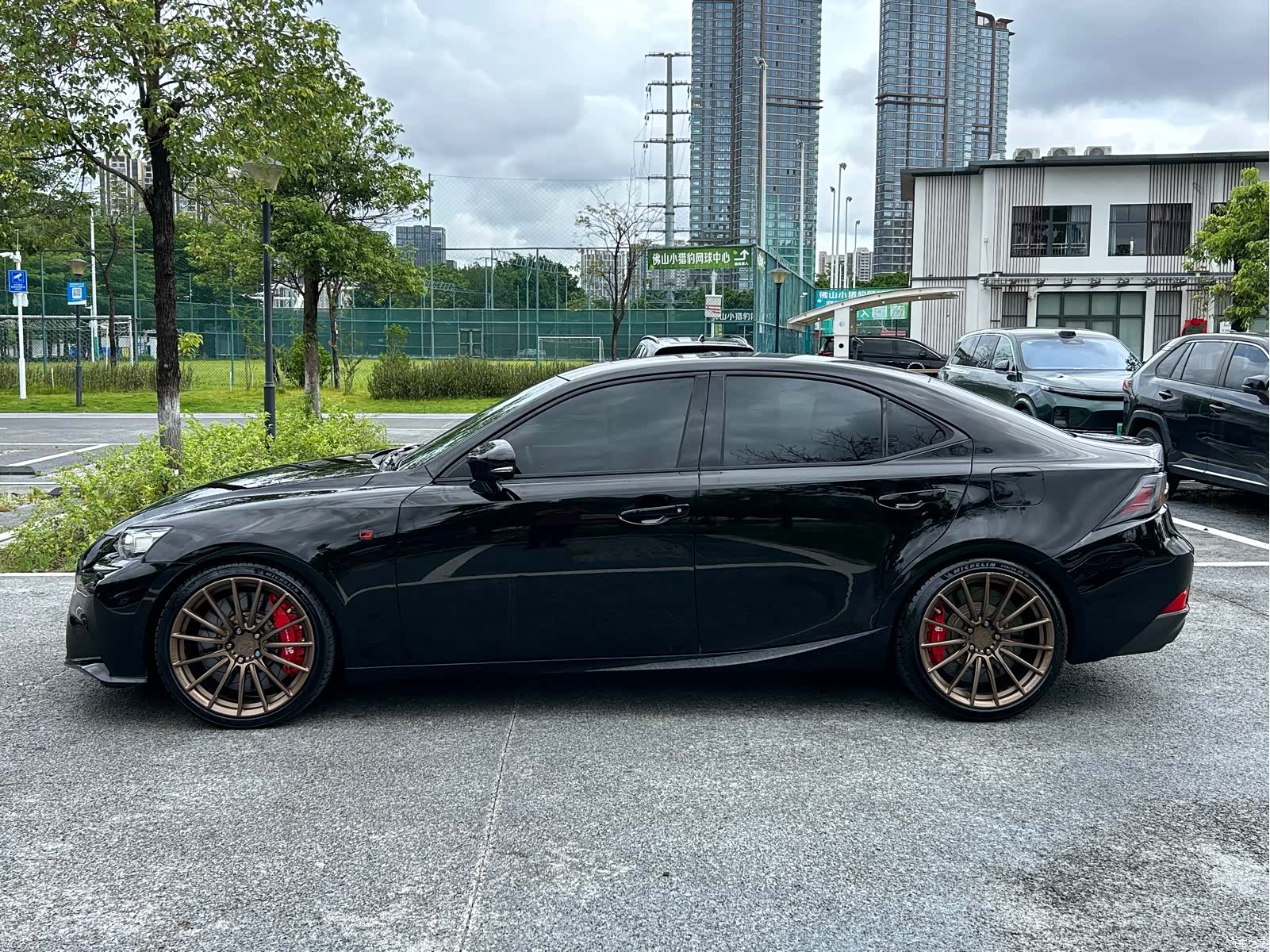 Lexus IS, 2016 все фото