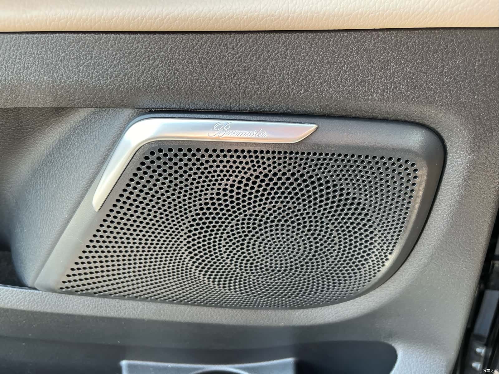 Mercedes-Benz V-Class, 2022 9