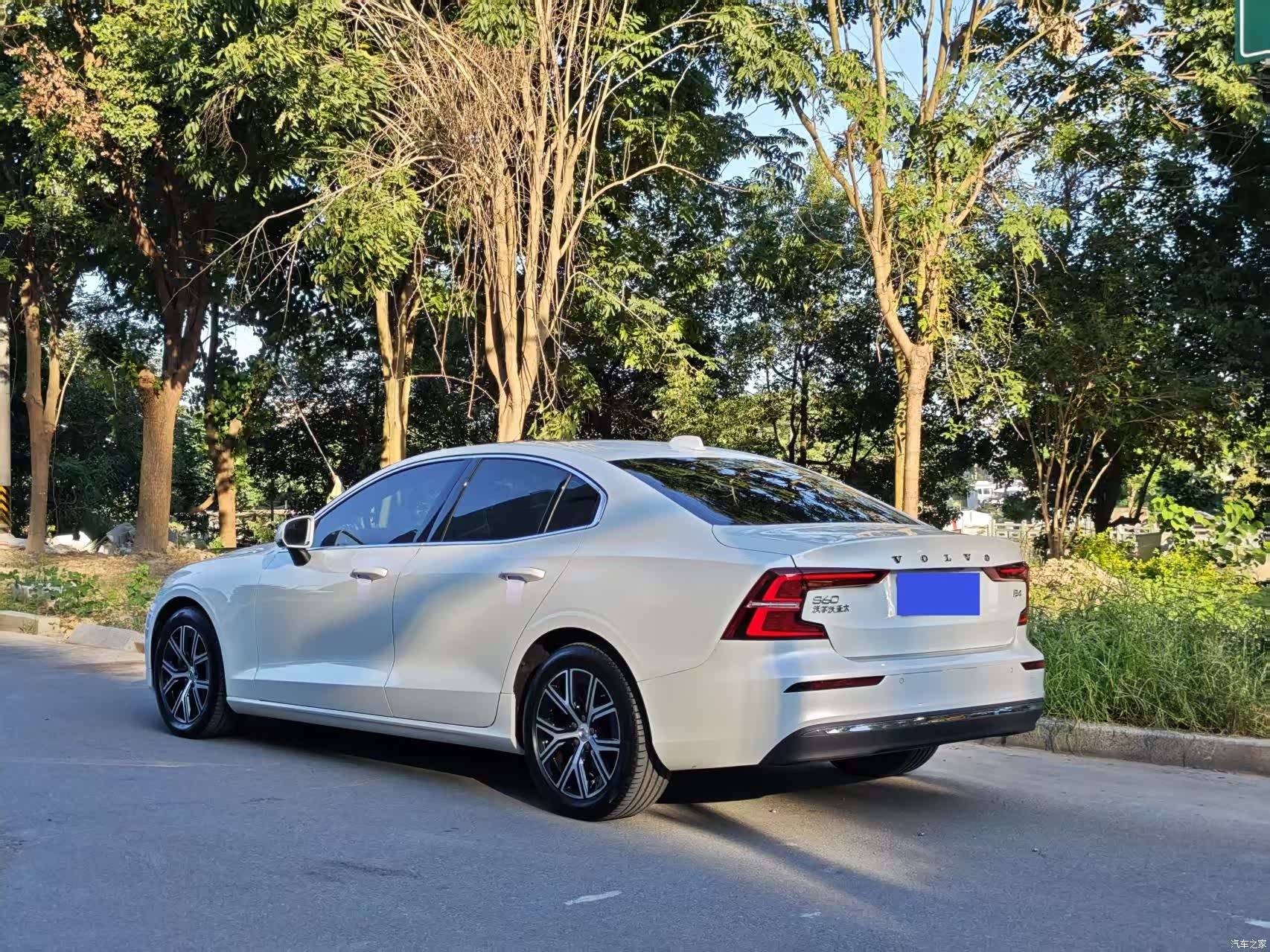 Volvo S60, 2025 3