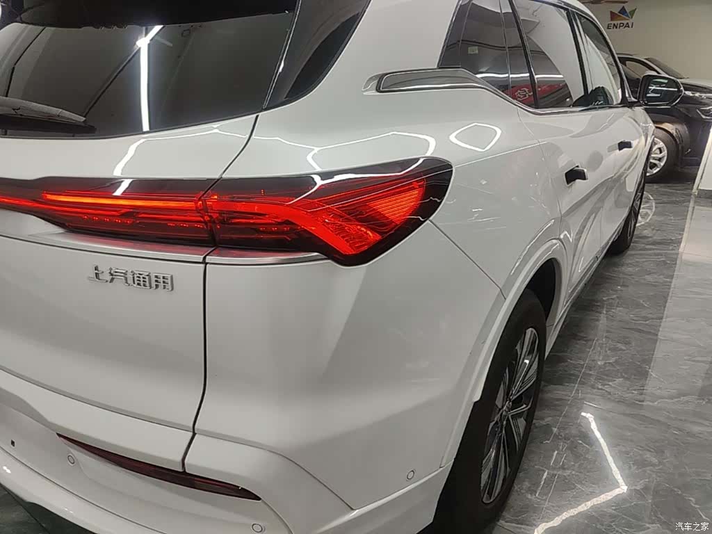 Buick E5, 2025 8