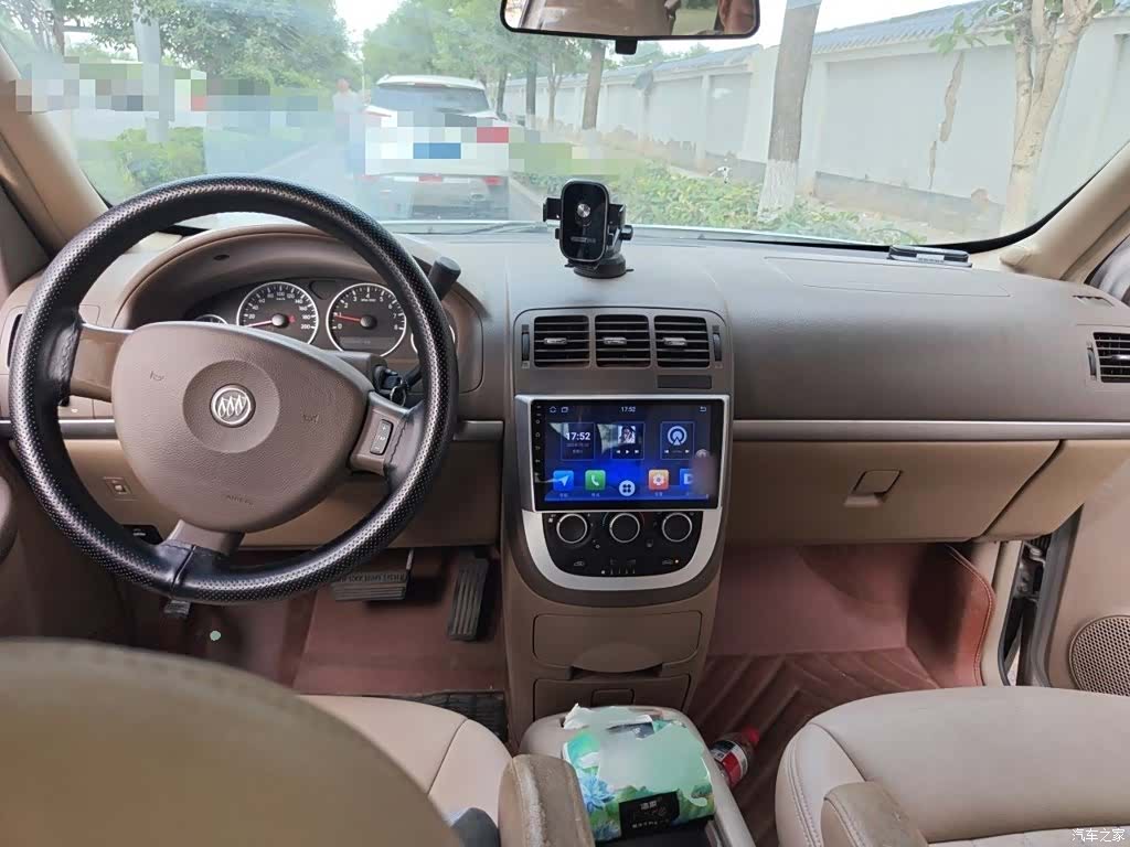 Buick GL8, 2014 13