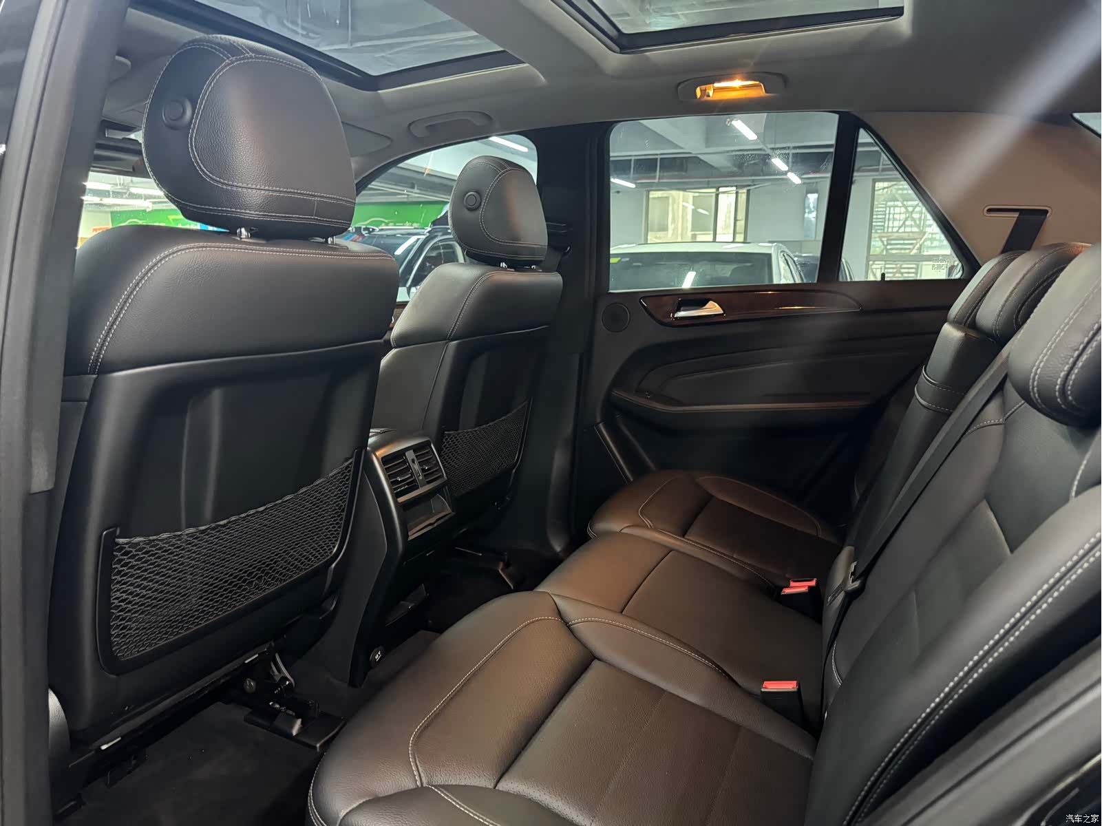 Mercedes-Benz M-Class, 2015 все фото