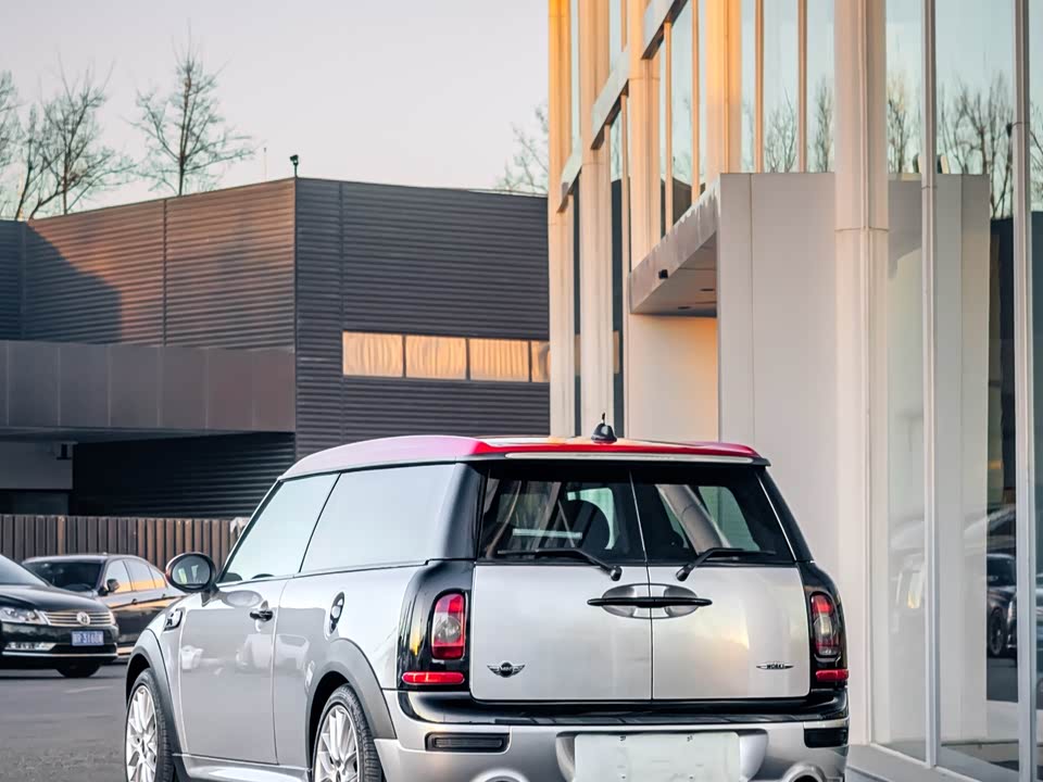 MINI JCW CLUBMAN