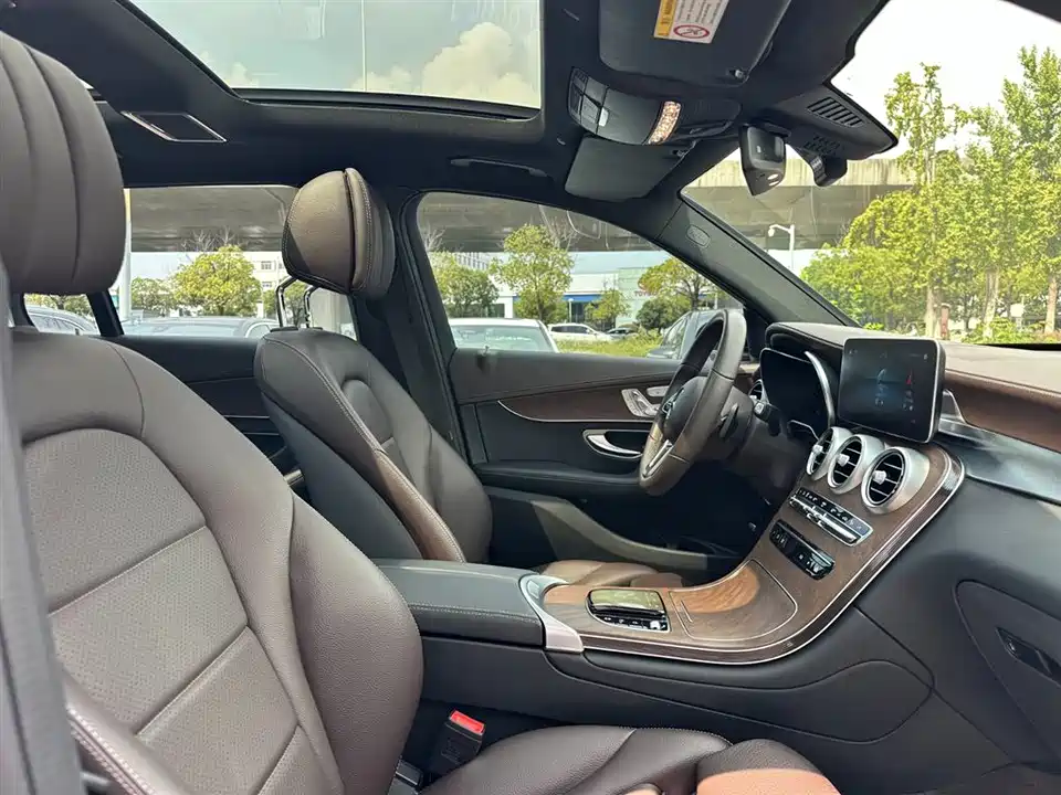 Mercedes-Benz GLC Mercedes-Benz GLC