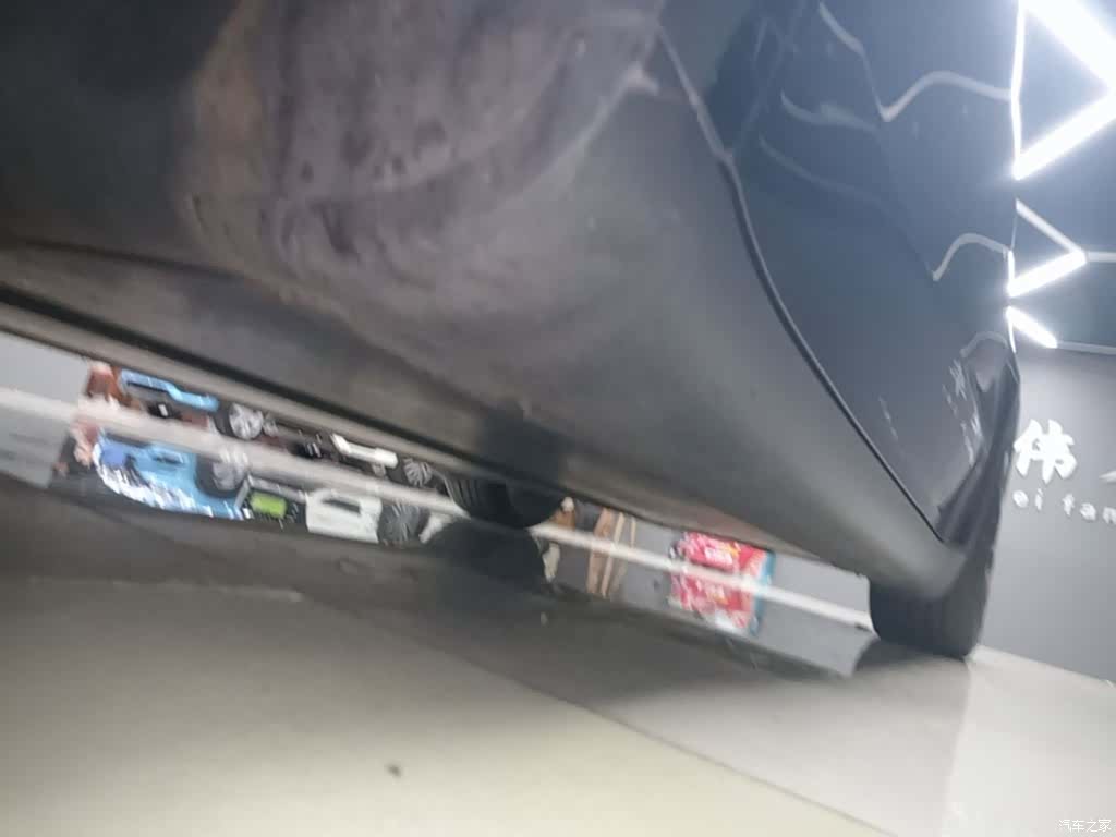 Tesla Model Y, 2023 22