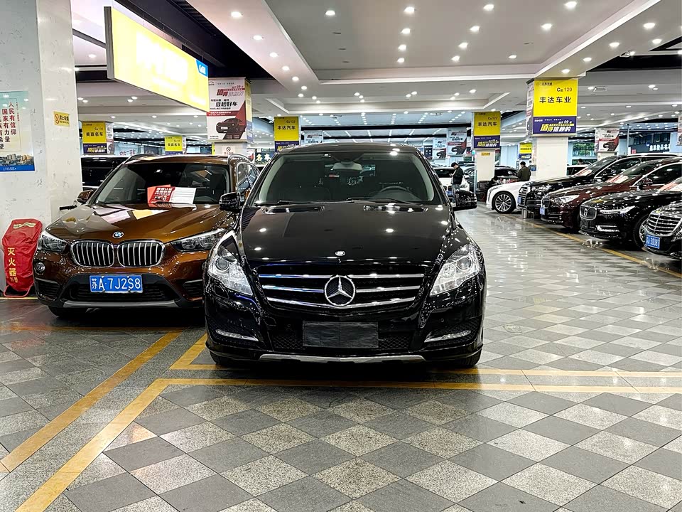 Mercedes-Benz R-class