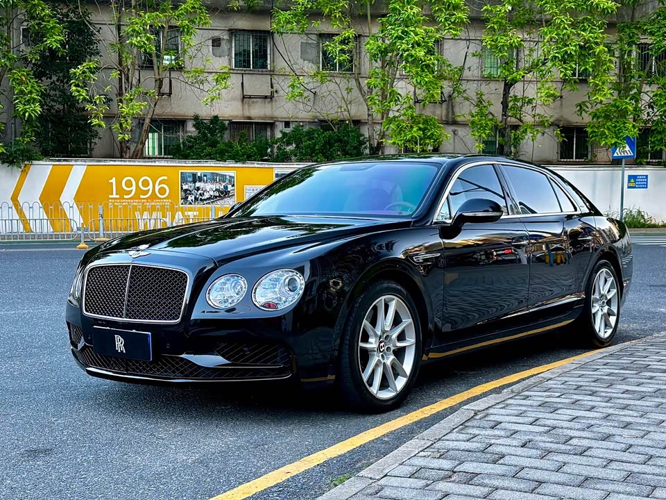 Bentley Flying