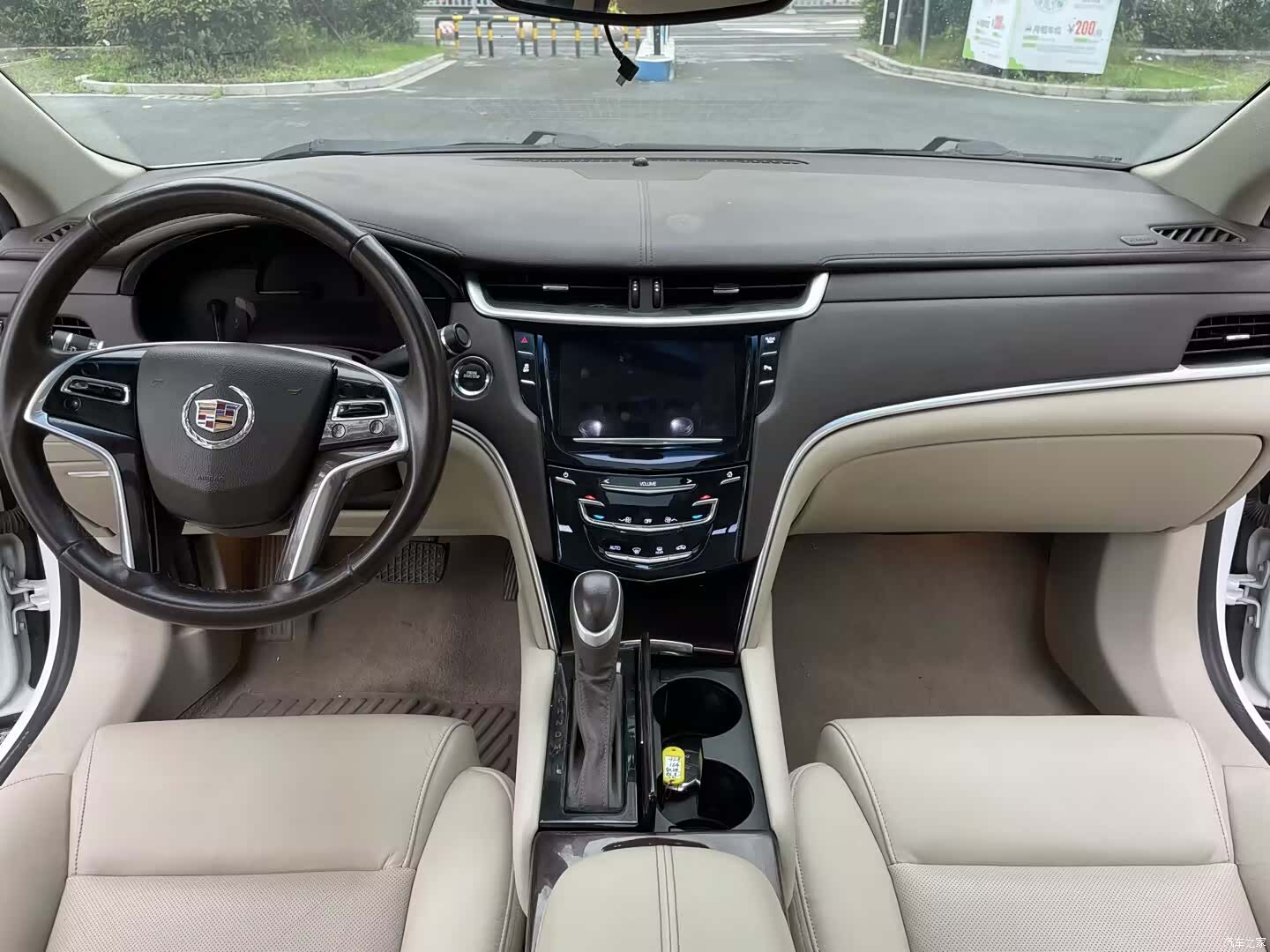 Cadillac XTS, 2015 9