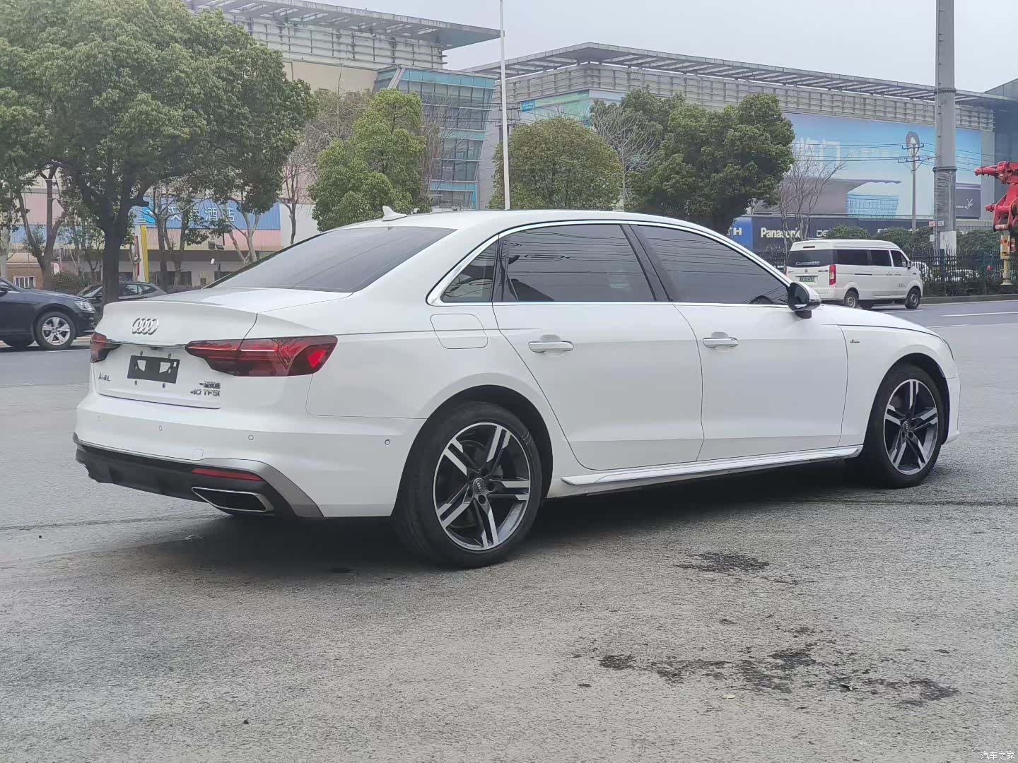 Audi A4L, 2022 7