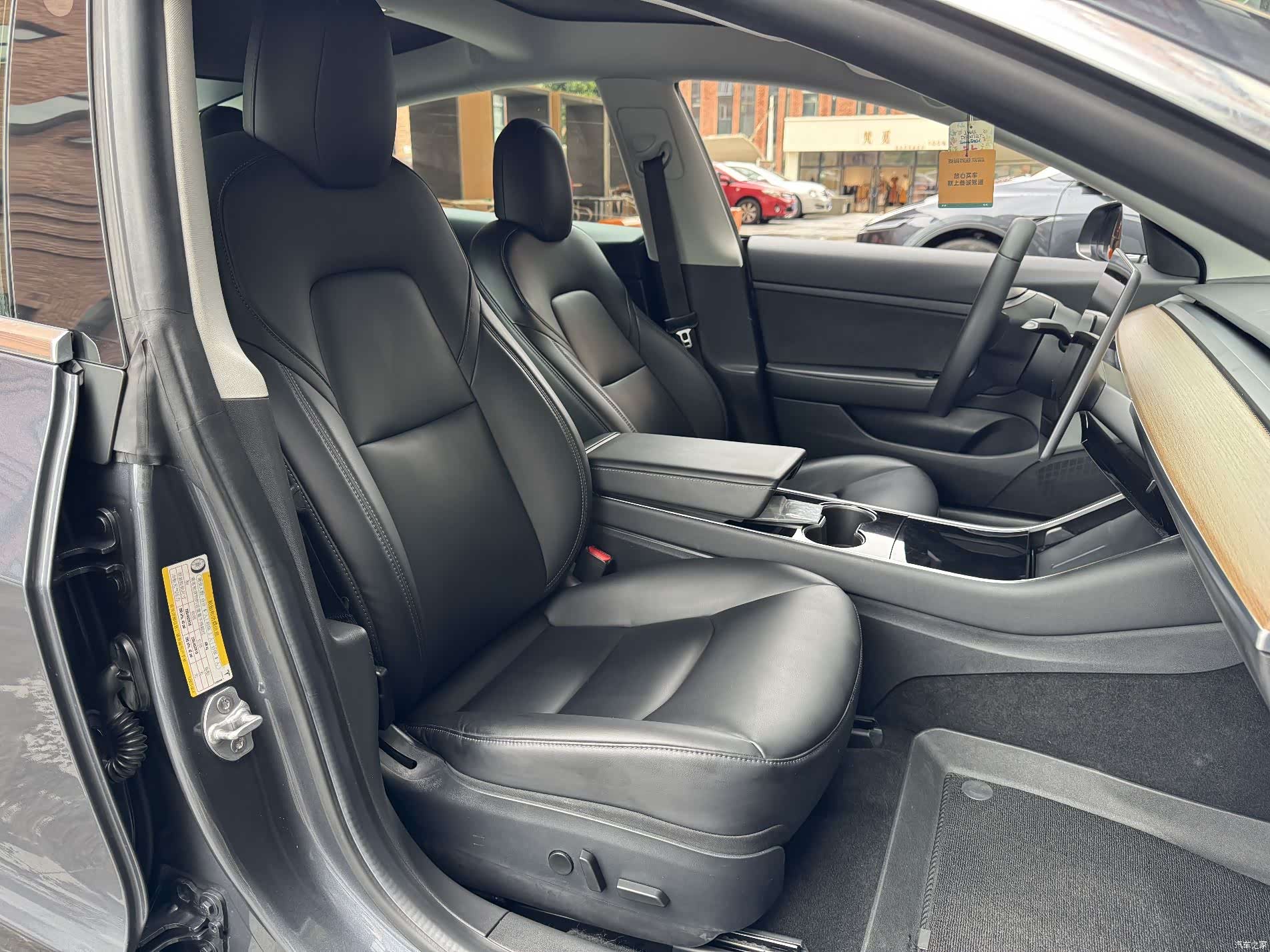 Tesla Model 3, 2020 20