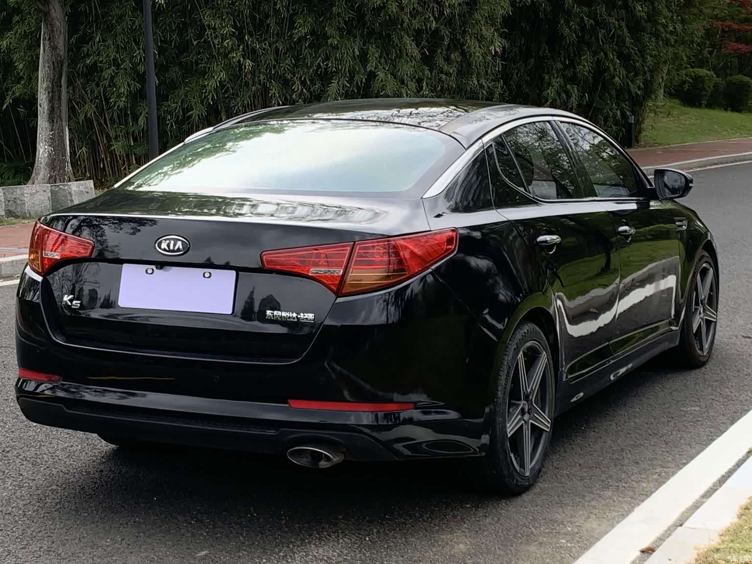 Kia K5, 2011 7