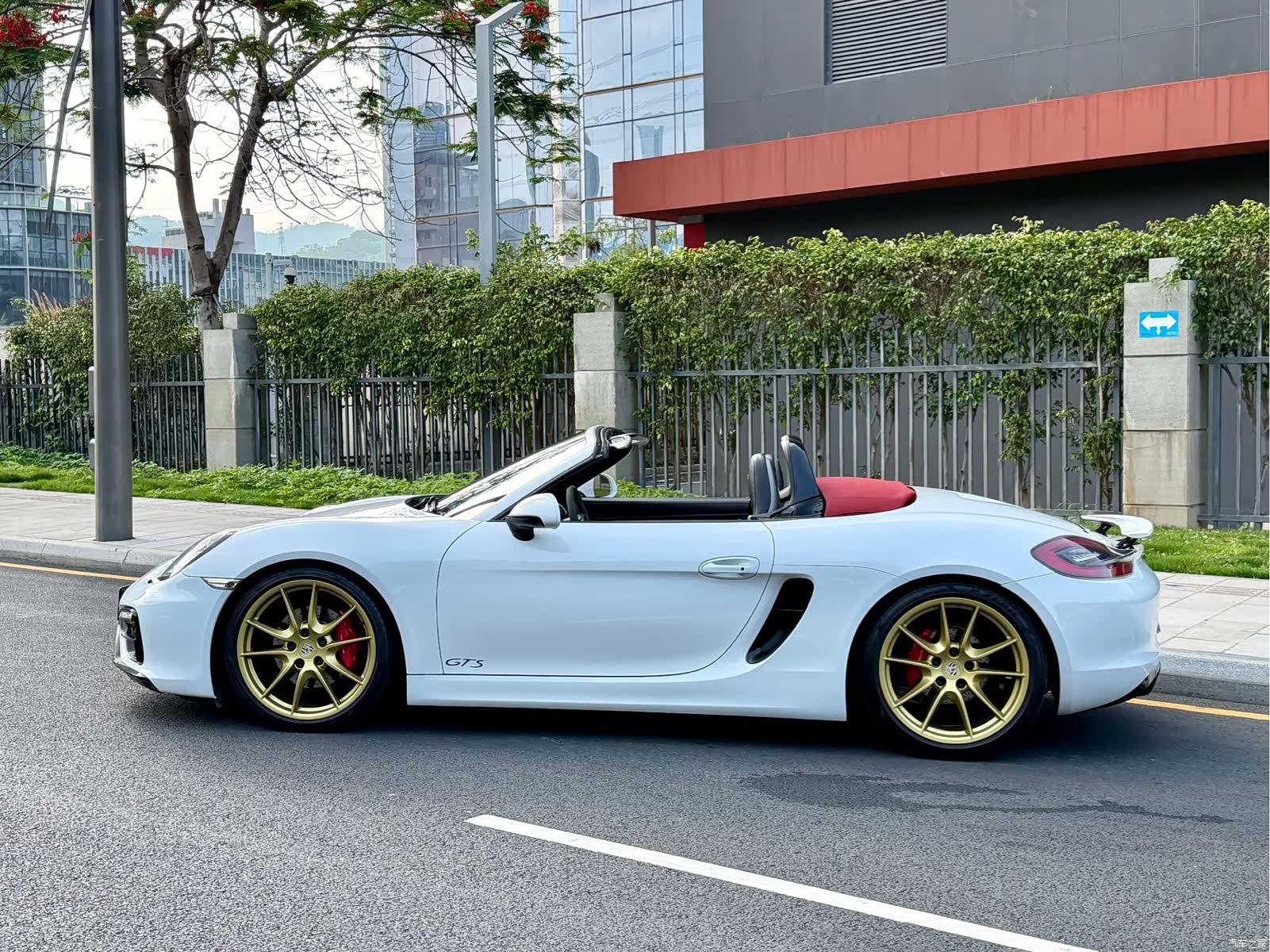 Porsche Boxster, 2015 10
