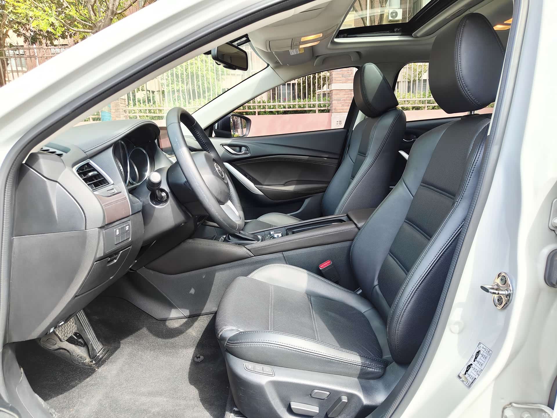 Mazda Atenza, 2017 4