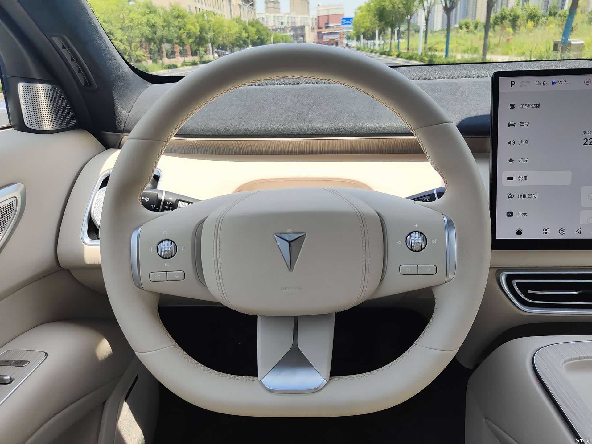 Deepal S09, 2025 10