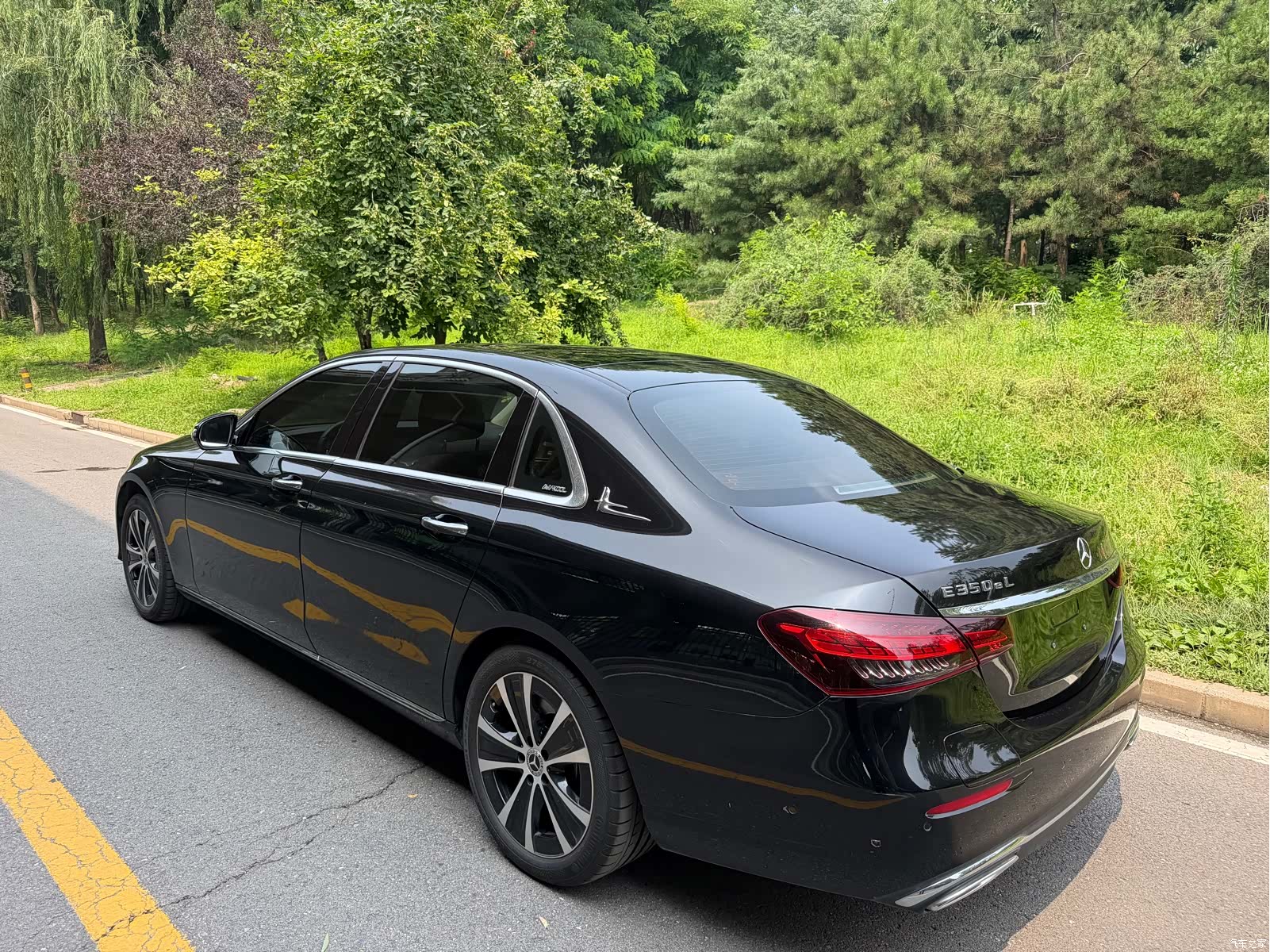 Mercedes-Benz E-Class, 2023 11