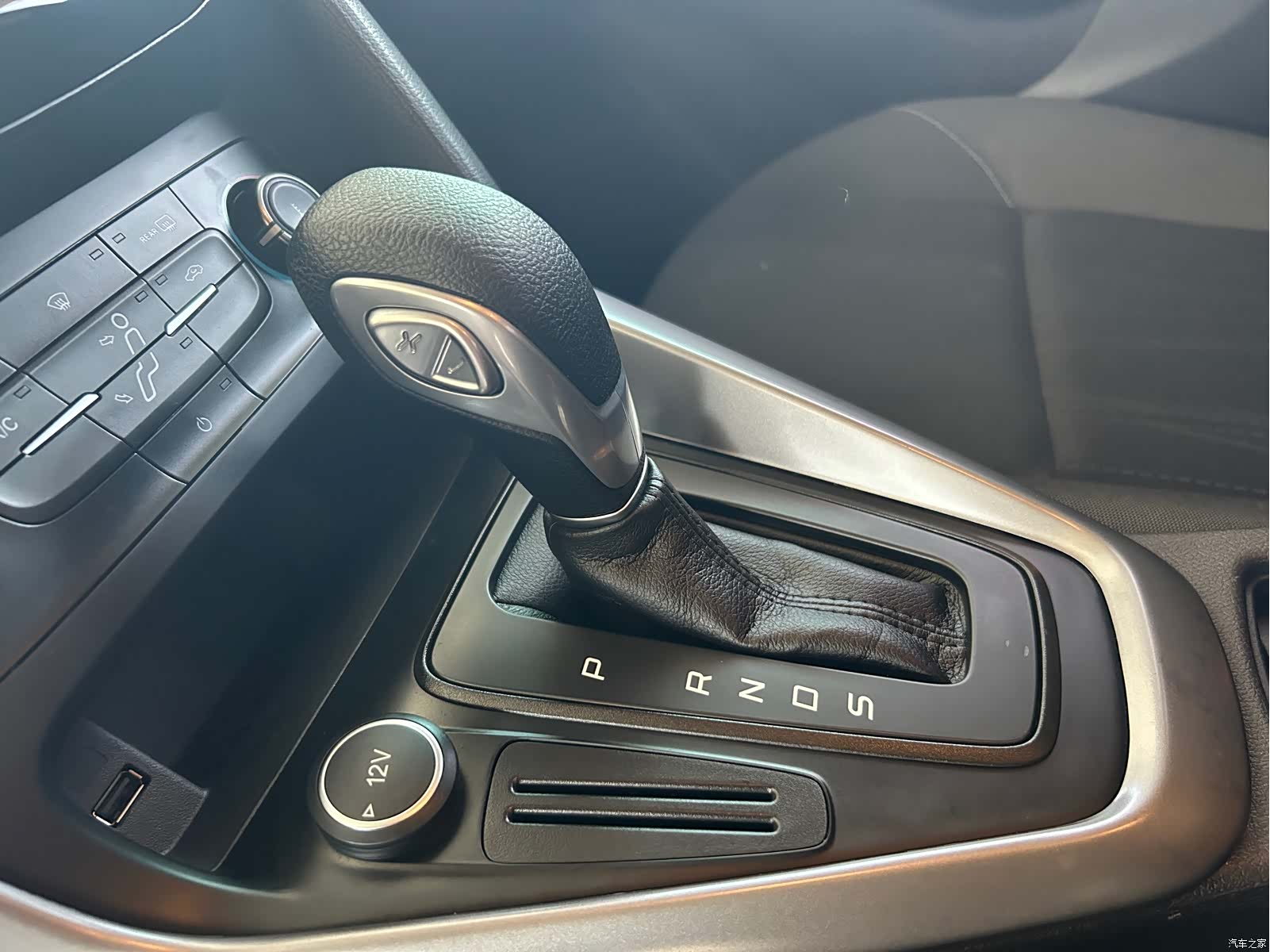 Ford Focus, 2017 10