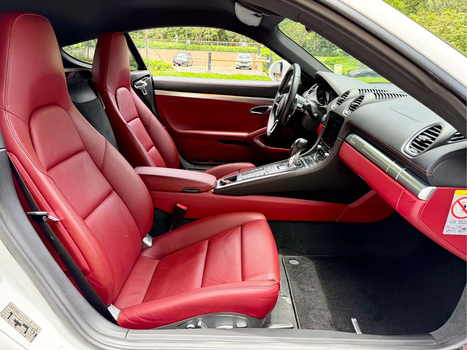 Porsche Cayman, 2017 18