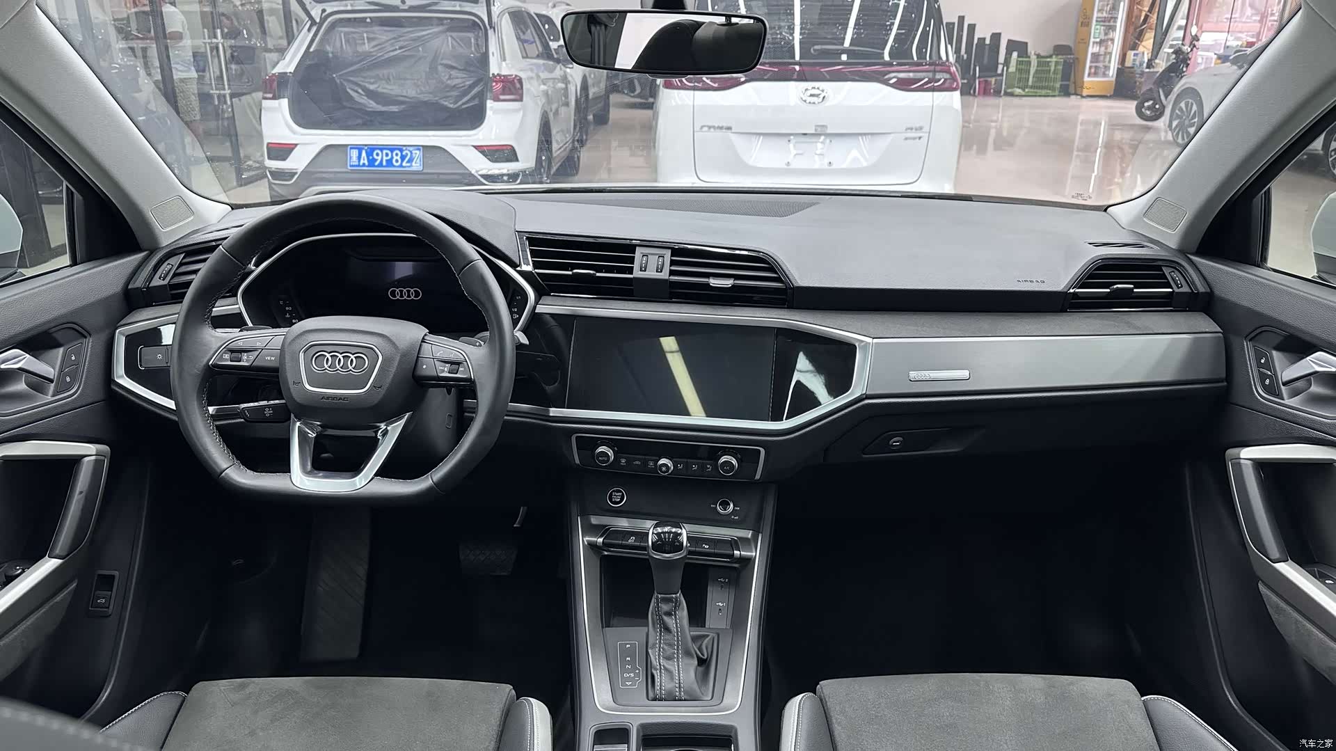 Audi Q3, 2023 15
